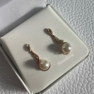 Brand New! NA HOKU ✨ 14K gold diamond Natural Pearls ✨ Waterfall earrings